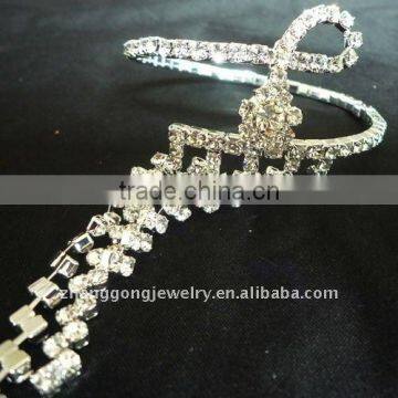 Beauty design diamond arm bracelet