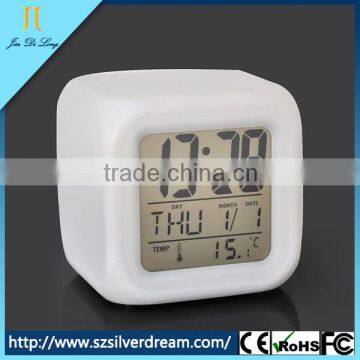 New design hotsale Square plastic desktop clocks