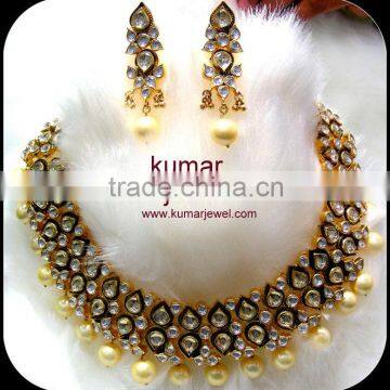 Kundan And Pearl Set