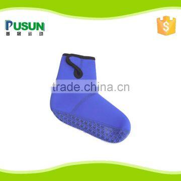Unisex waterproof neoprene fitness shoes