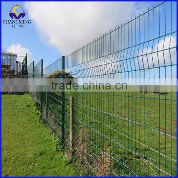 New Design 3d Coated Triangular Curved Fence for Court photo-4