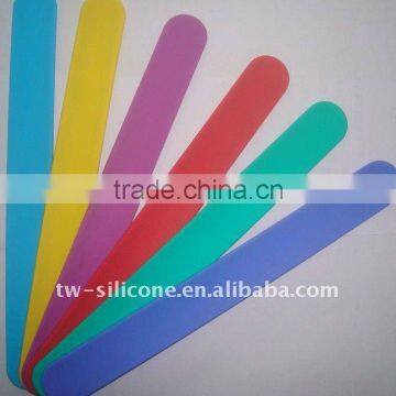 245*22mm silk-screen printing rubber slap bands with logo