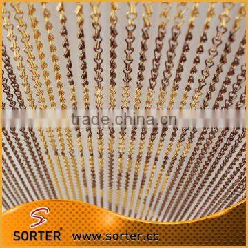 Different Color Metal Chain Wall Hanging Decorations for Office Building photo-2