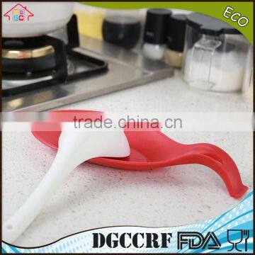 NBRSC Spoon Rest Flexible Silicone Spoon Holder Handle Hole Design for Placing Spoon Without Mess Kitchen Utensils Set of 5 photo-5