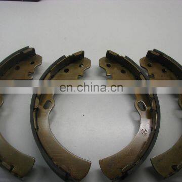 切手 BRAKE SHOE 8-97201-061-0 8972010610 BRAKE SHOE FOR DATSUN