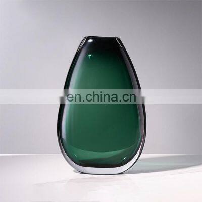 China Manufacturer Cheap Designer Desktop Decoration Green Art Small Flower Glass Vase photo-2