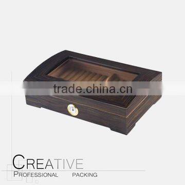 Lmperial Glass top wood humidor and cigar box                        
                                                Quality Choice