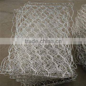 Hot dipped galvanized hexagonal gabion mesh box