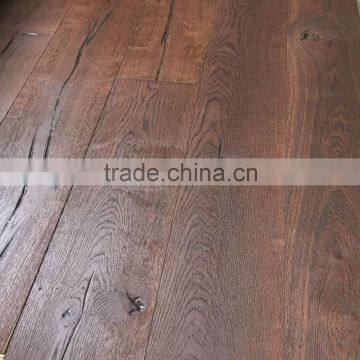 220mm Wide Plank Distressed Oak Engineered Wood Floors