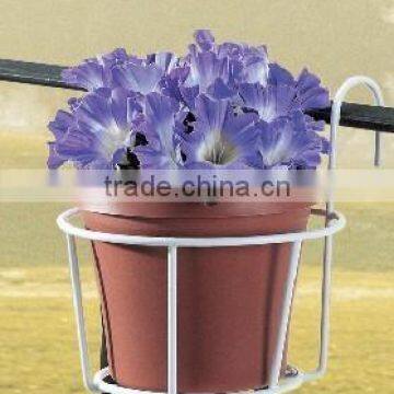 Metal flower pot holder