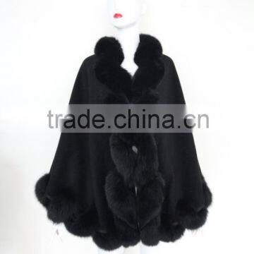 Lady Luxury cashmere poncho / fox fur cape