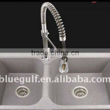 kitchen sinks