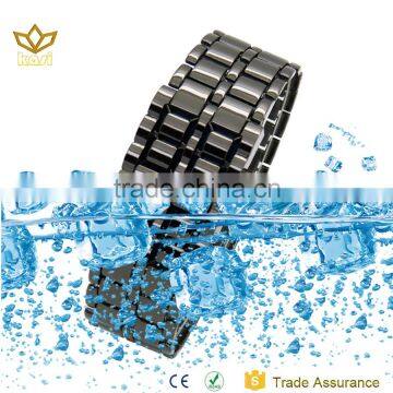 Fashion Style Black Alloy Watch Case and Band Stainless Steel Waterproof Watches Large Led Digital Display Watches photo-2