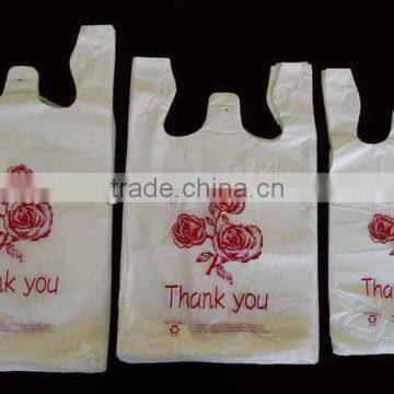 HDEP/LDPE plastic T-shirt bags on roll