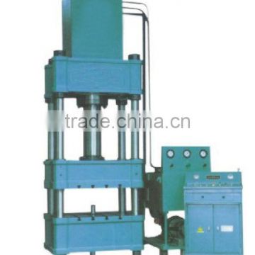 Four-column hydraulic stretching press