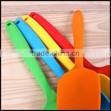 FDA Grade BPA Free Silicone Spatula Wholesale,Hanging Type Handle Design Silicone Spatula Set photo-3
