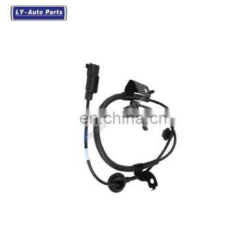 Auto High Quality Front Right ABS Wheel Speed Sensor For Mitsubishi ASX Lancer Outlander Pajero OEM 4670A032 4670A576