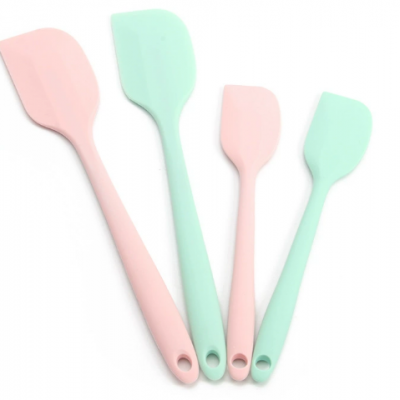 Raw Material FDA Approved silicone spatula with OEM colour