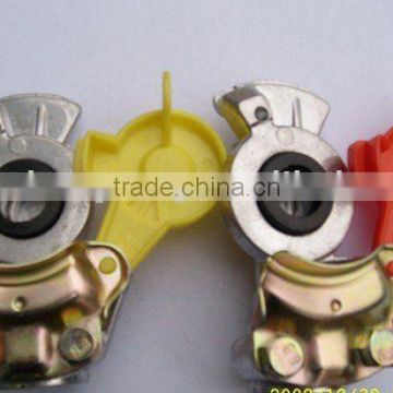 trailer air coupling