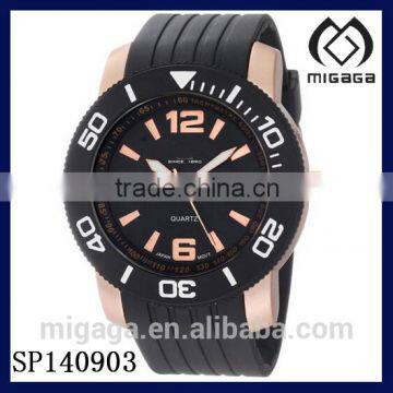 Fashion American popular Sport Men's Black Rubber Strap Watch*Black rubber strap sporty watch for men quartz movement