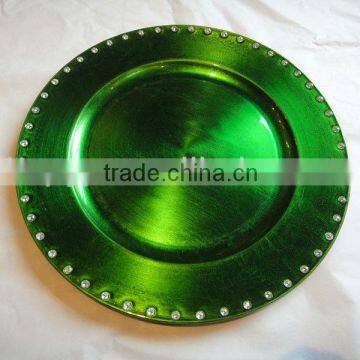 Plastic Chargers with 50Crytals-13" Round Green