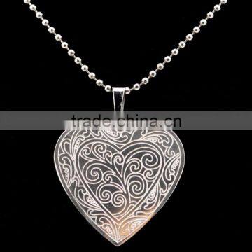 Elegant Stainless Steel Engraved Heart Pendant Necklace