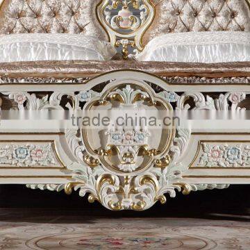 Hand Carving Furniture - Handcraft Royalty Golden Foil Bed photo-4