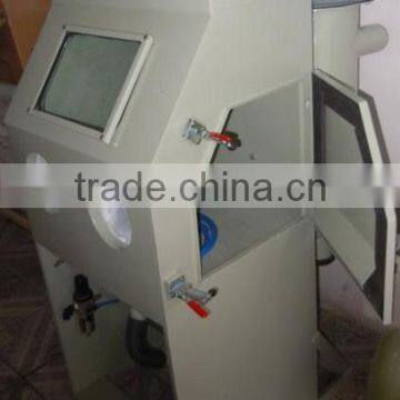 Sand blasting cabinet machine