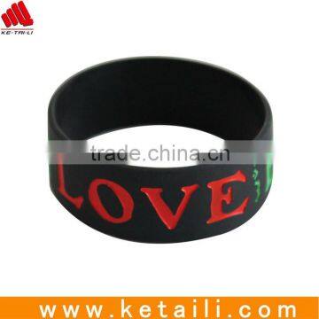 Custome wide silicone band with debossed logo