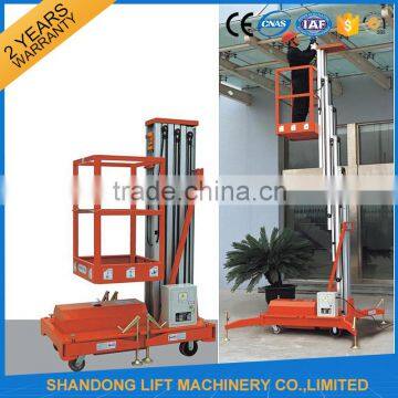 Single mast mobile lift for 1 person