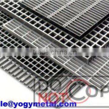 Heavy duty galvanized steel grating size