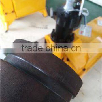 Heavy cast body stable and quality Pipe grooving machine