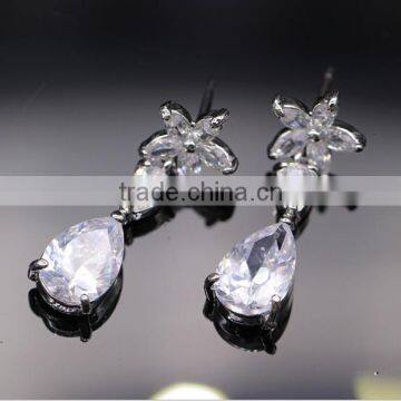 New Style Wedding Party Wear Chandelier Earrings Woman Simple Designer Cute Earrings For Cute Girls