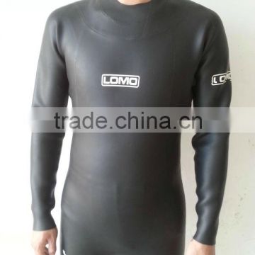 2014 fashion and top design diving and surfing neoprene smooth skin wetsuit