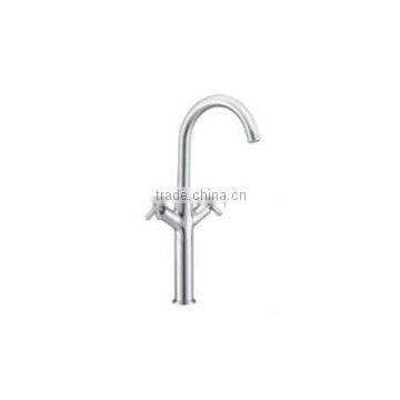 brass dual handle basin mixer