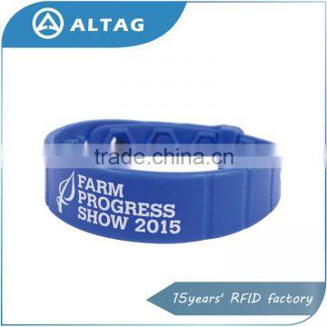 ISO 14443A adjustable waterproof rfid Silicone wristband