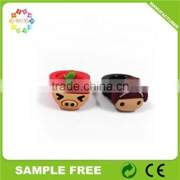 Wholesale personalized cartoon kids rings silicon rubber pvc souvenir finger ring