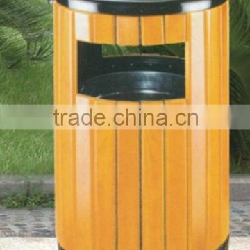 rolling trash can for environmental protection