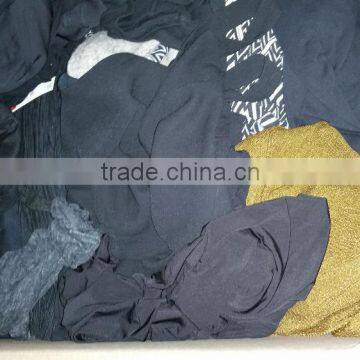 INDITEX SPANISH FASHION BRANDS APPAREL LEFTOVERS photo-4