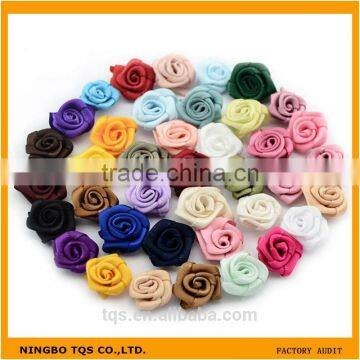 Wholesale Garment Accessories Colorful 1.7*1.7cm Small Pre-tied Stain Ribbon Bows For Gift