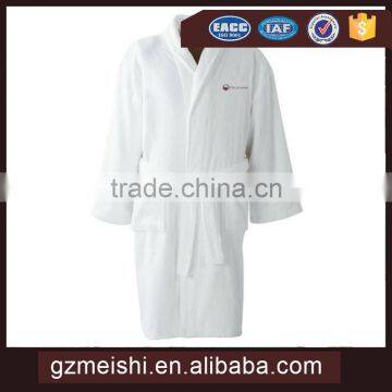 OEM white velvet soft 100% cotton logo embroidered bathrobe