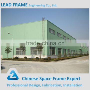 Lightweight wind resistant steel space frame structure for workshop