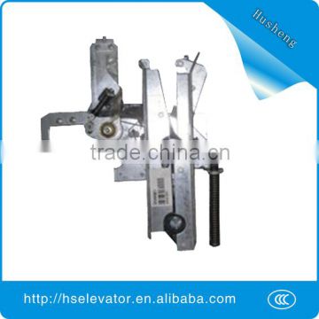 elevator door knife, elevator door vane, elevator door