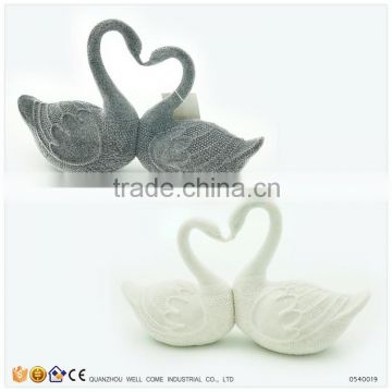 Resin Craft Flocking Swan Wedding Decoration