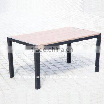 Outdoor Furniture Garden Plastic Wood Table FCO-PT08