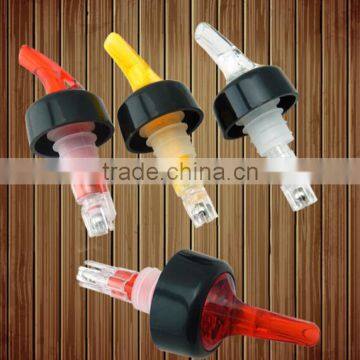 New Arrival Wine Measured Pourer / Wine Cocktail Pourer / Plastic Wine Pourer