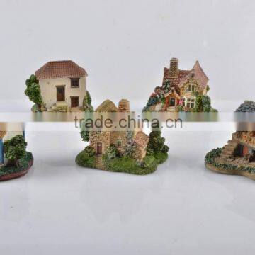 Factory price decoration L6.8*W6.8*H7.8 cm resin gift item