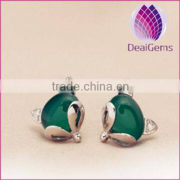 925 fashion silver earring open peach flower shape inside green agate c stud earring sold by pairs