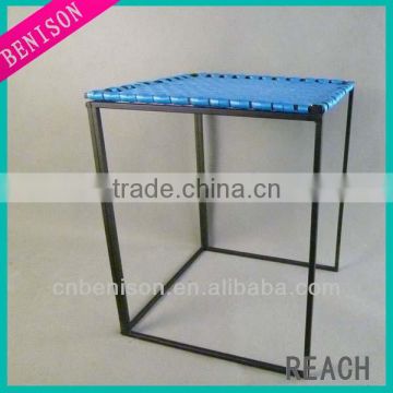 Mordern Home Furniture Metal Frame with Straw Surface