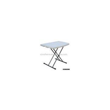 Folding table